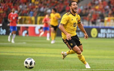 亿德电竞精华-B席这脚传球像魔法