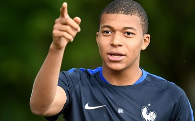 亿德电竞热议-北爱尔兰队赞助商追加投资